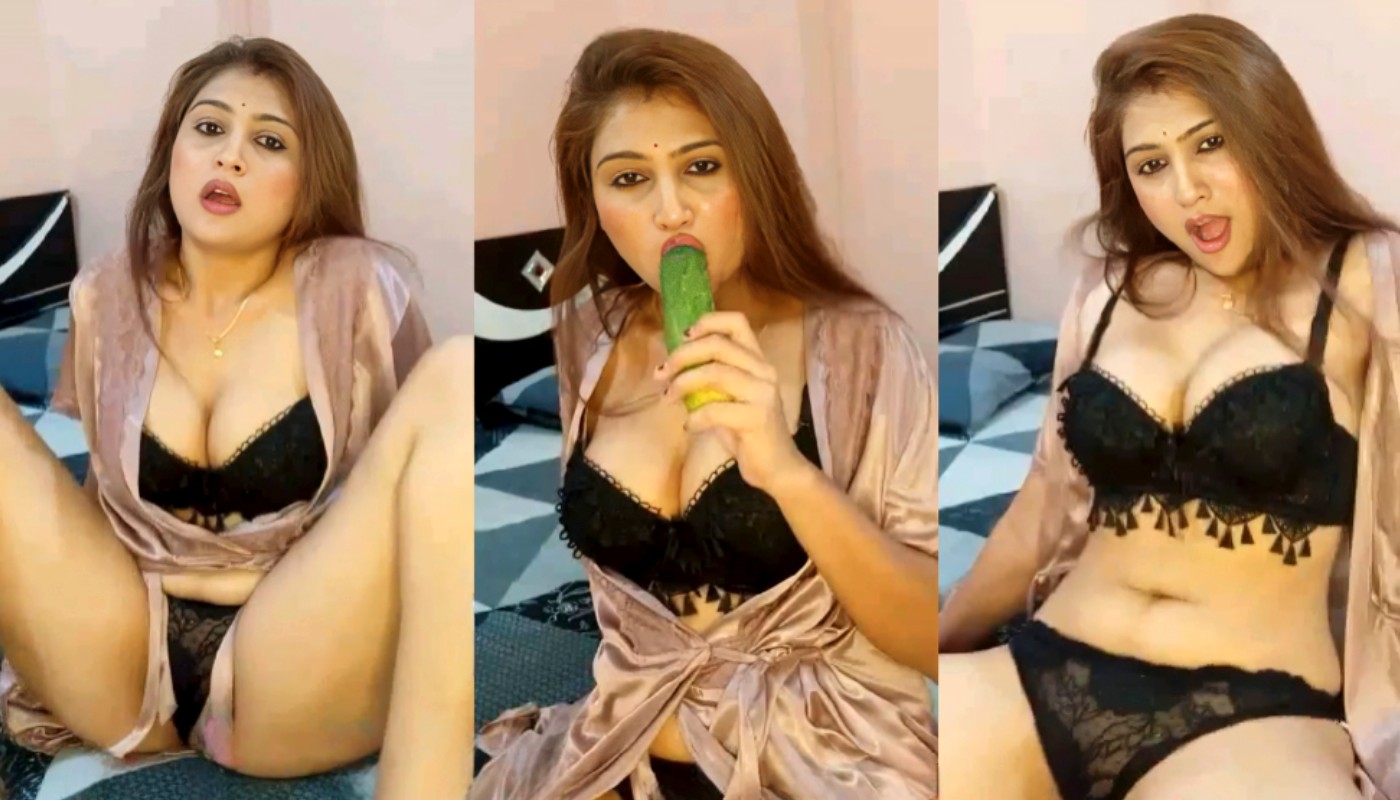 Hiral Radadiya Play With Dildo in Black Dress